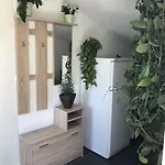 Apartma Marisol شقة