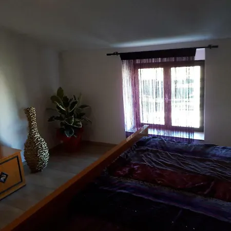 Apartma Marisol 아파트 이졸라